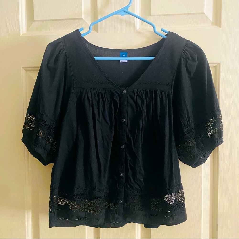 Old Navy puff sleeve top